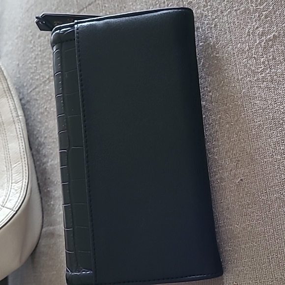 Tutilo Tech Wallet- Black - Picture 7 of 7